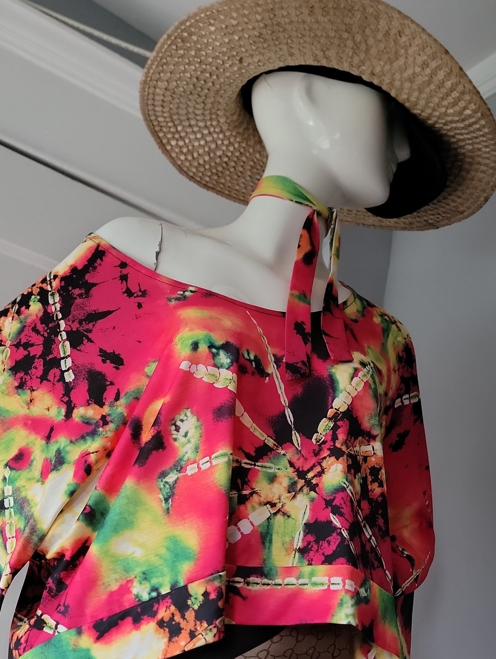 Geometric Top - Picture 9 of 12